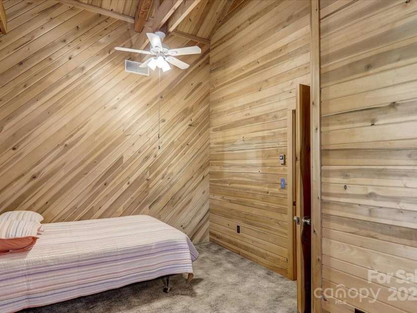 157 Shady Rock Lane, Swannanoa, NC 28778.  MLS# CAR4280634, YatesRealty ID 25703. 