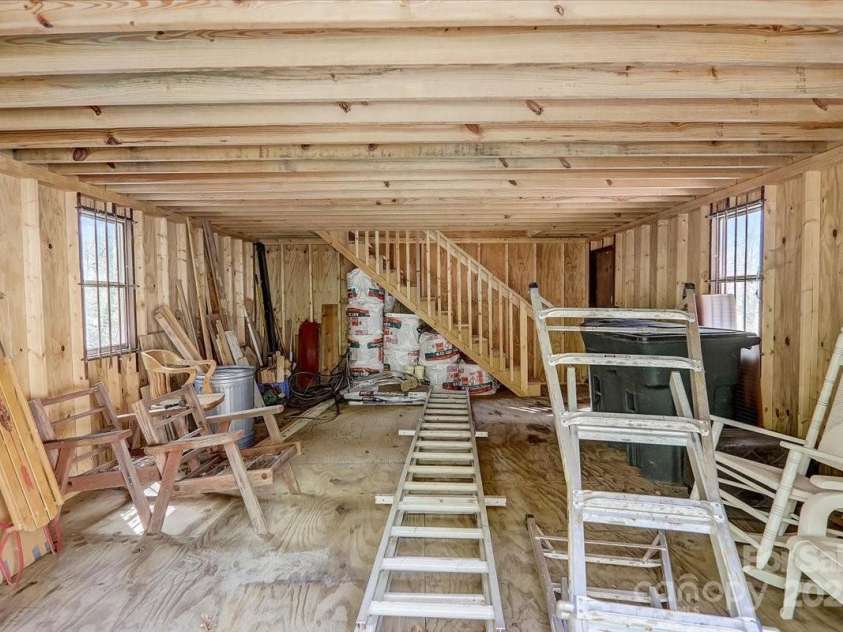 157 Shady Rock Lane, Swannanoa, NC 28778.  MLS# CAR4280634, YatesRealty ID 25703. 