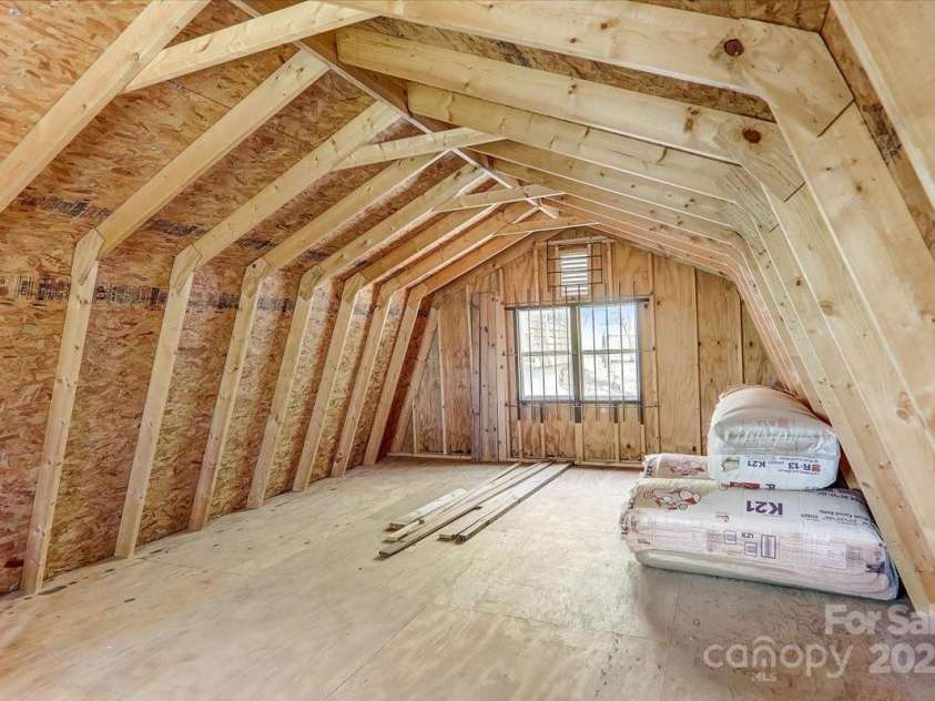 157 Shady Rock Lane, Swannanoa, NC 28778.  MLS# CAR4280634, YatesRealty ID 25703. 