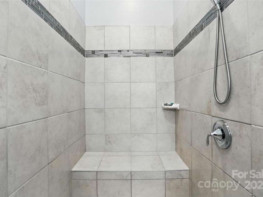 408 Picasso Trail, Mount Holly, NC 28120.  MLS# CAR4278219, YatesRealty ID 25704. 