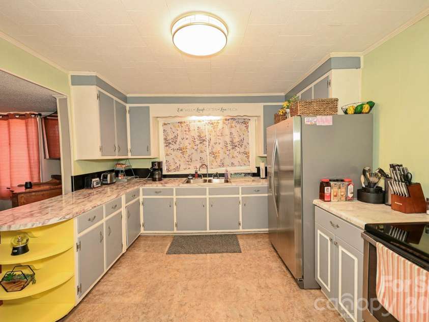 6423 Old Kennedy Ford Road, Marshville, NC 28103.  MLS# CAR4384475, YatesRealty ID 25704. 