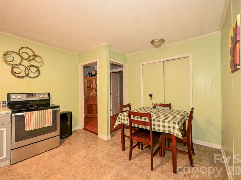 6423 Old Kennedy Ford Road, Marshville, NC 28103.  MLS# CAR4384475, YatesRealty ID 25704. 