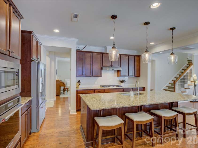 15420 Cimarron Hills Lane, Charlotte, NC 28278.  MLS# CAR4376037, YatesRealty ID 25706. 