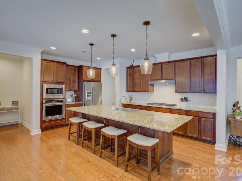15420 Cimarron Hills Lane, Charlotte, NC 28278.  MLS# CAR4376037, YatesRealty ID 25706. 