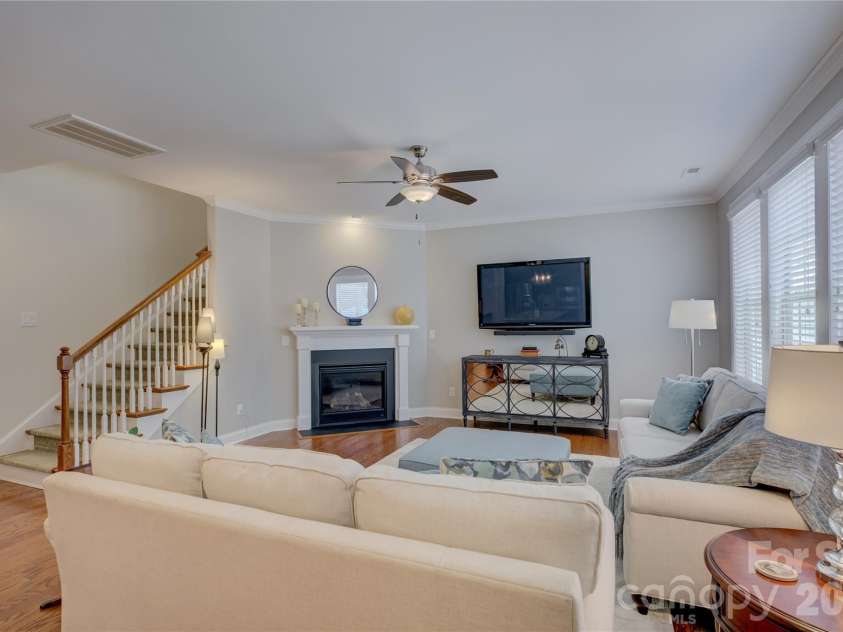 15420 Cimarron Hills Lane, Charlotte, NC 28278.  MLS# CAR4376037, YatesRealty ID 25706. 