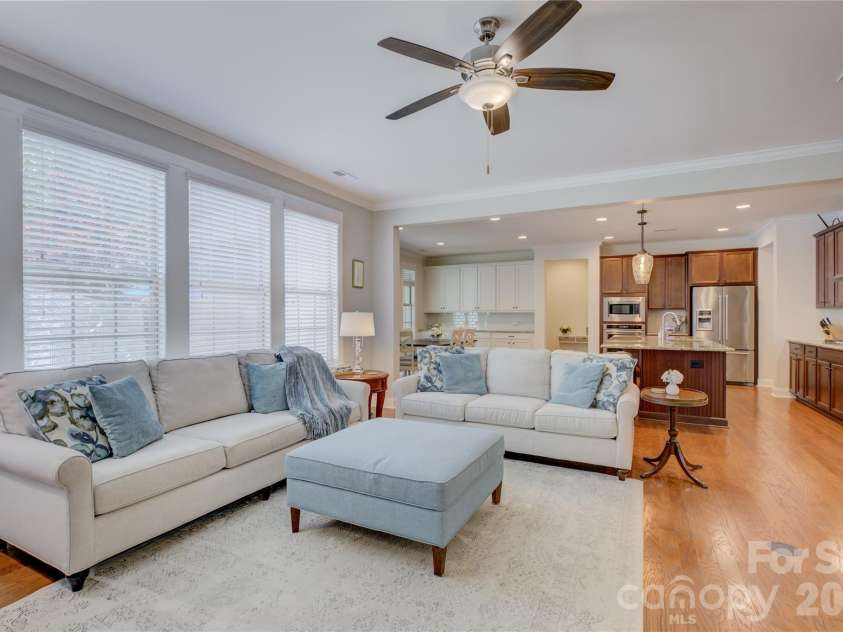 15420 Cimarron Hills Lane, Charlotte, NC 28278.  MLS# CAR4376037, YatesRealty ID 25706. 