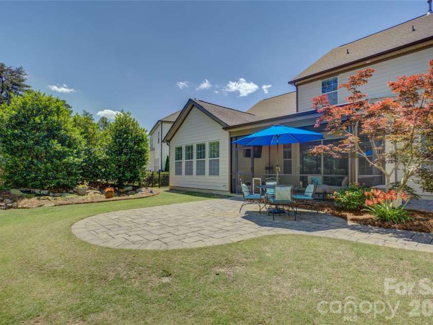 15420 Cimarron Hills Lane, Charlotte, NC 28278.  MLS# CAR4376037, YatesRealty ID 25706. 
