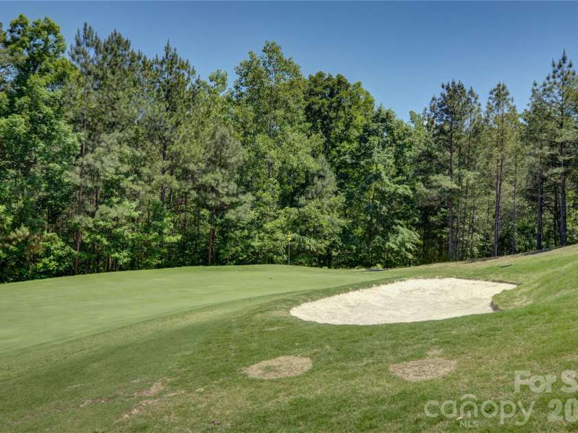 15420 Cimarron Hills Lane, Charlotte, NC 28278.  MLS# CAR4376037, YatesRealty ID 25706. 
