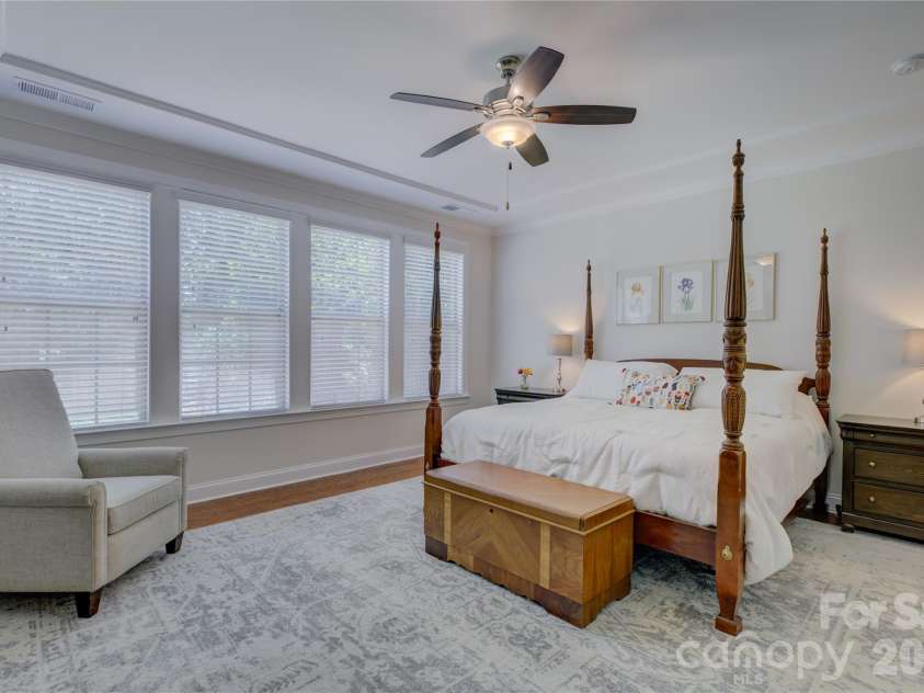 15420 Cimarron Hills Lane, Charlotte, NC 28278.  MLS# CAR4376037, YatesRealty ID 25706. Primary suite