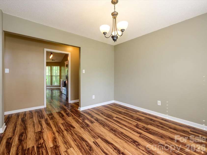 9005 Shenington Place, Charlotte, NC 28216.  MLS# CAR4368220, YatesRealty ID 25707. 