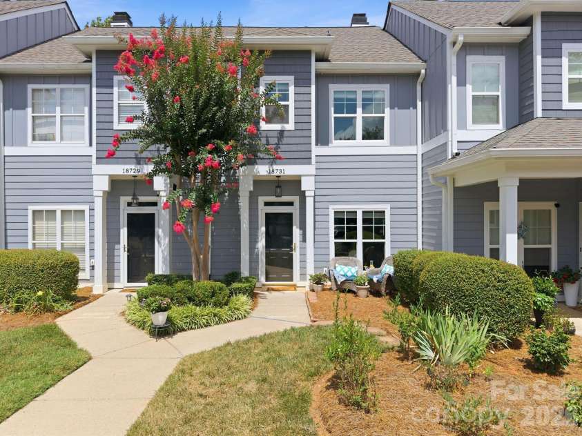 18731 Silver Quay Drive, Cornelius, NC 28031.  MLS# CAR4405741, YatesRealty ID 25708. 