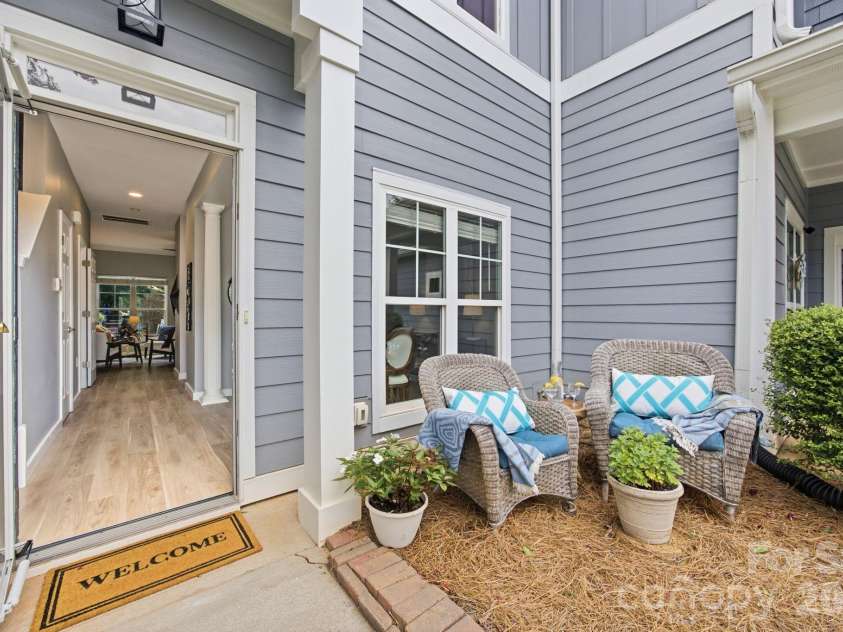 18731 Silver Quay Drive, Cornelius, NC 28031.  MLS# CAR4405741, YatesRealty ID 25708. 