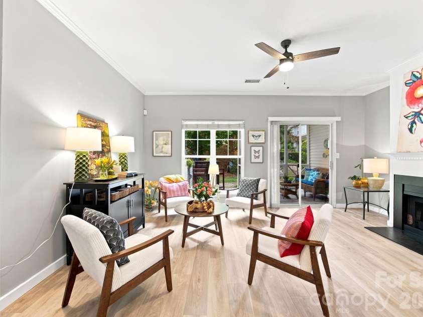 18731 Silver Quay Drive, Cornelius, NC 28031.  MLS# CAR4405741, YatesRealty ID 25708. 