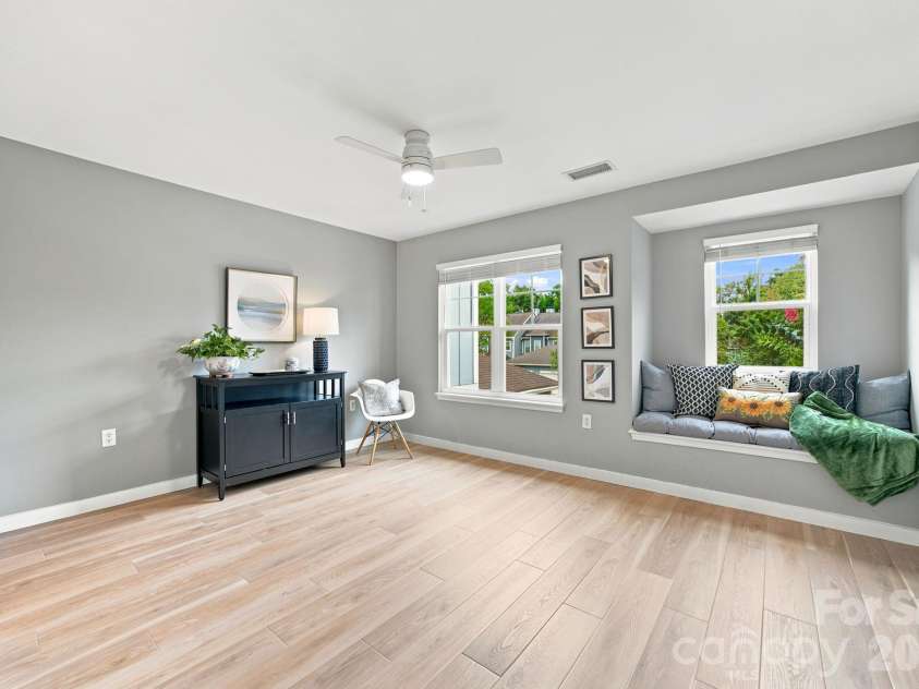 18731 Silver Quay Drive, Cornelius, NC 28031.  MLS# CAR4405741, YatesRealty ID 25708. 