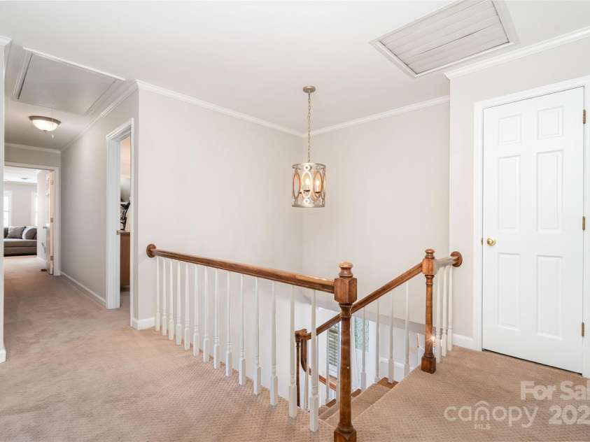 2426 Tattersall Drive, Charlotte, NC 28210.  MLS# CAR4274603, YatesRealty ID 25708. 