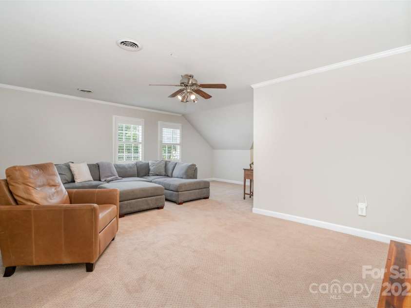 2426 Tattersall Drive, Charlotte, NC 28210.  MLS# CAR4274603, YatesRealty ID 25708. Bedroom/Bonus room