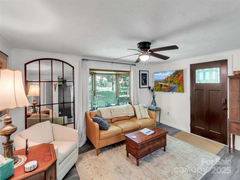 340 Mauney Cove Road, Waynesville, NC 28786.  MLS# CAR4329954, YatesRealty ID 2571. 