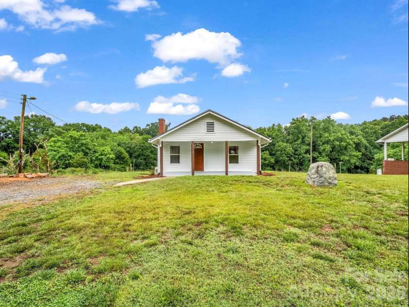 170 Dobbins Road, Ellenboro, NC 28040.  MLS# CAR4386376, YatesRealty ID 25710. 