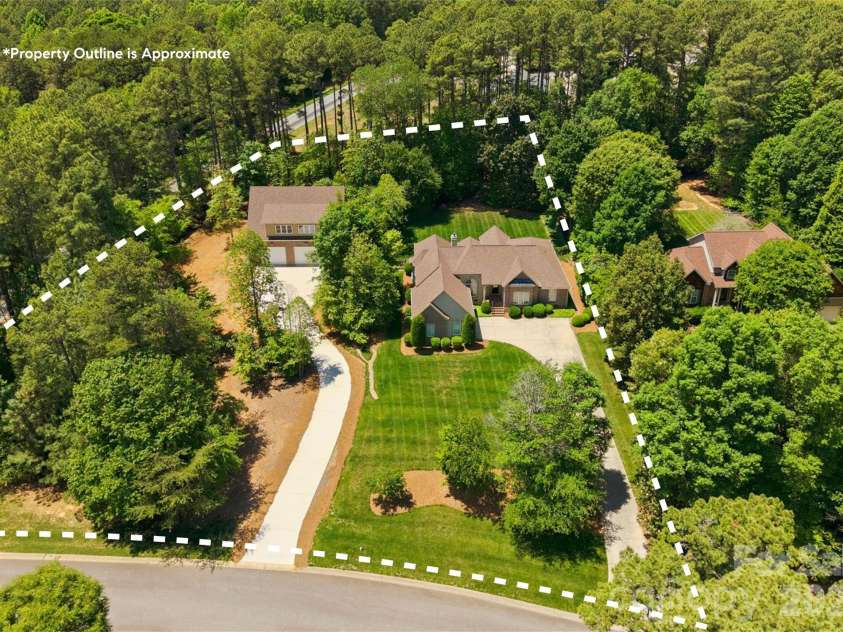 2605 Penngate Drive, Sherrills Ford, NC 28673.  MLS# CAR4386074, YatesRealty ID 25711. 