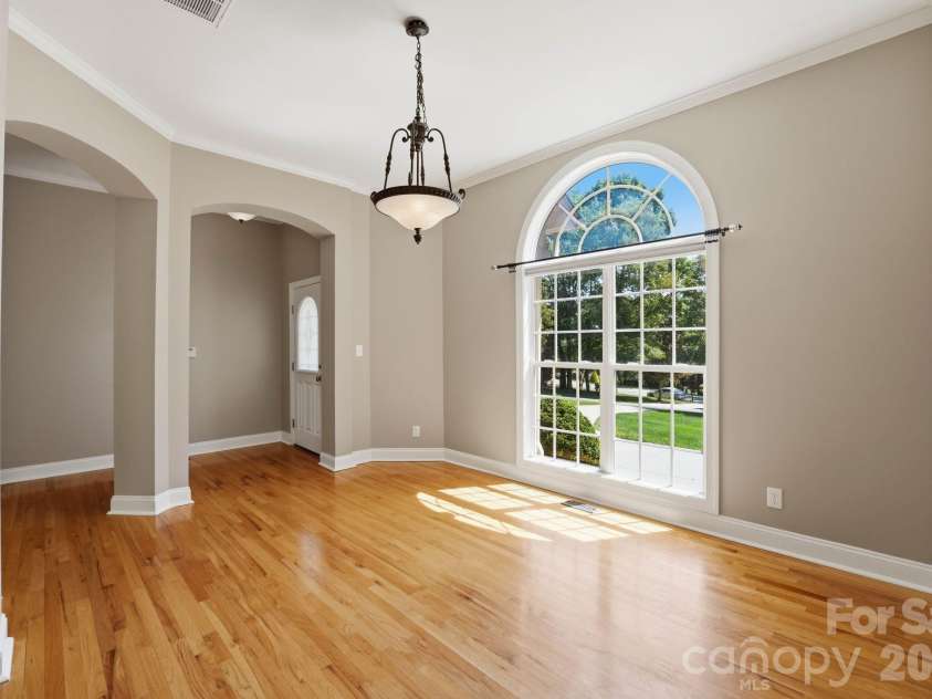 2605 Penngate Drive, Sherrills Ford, NC 28673.  MLS# CAR4386074, YatesRealty ID 25711. 