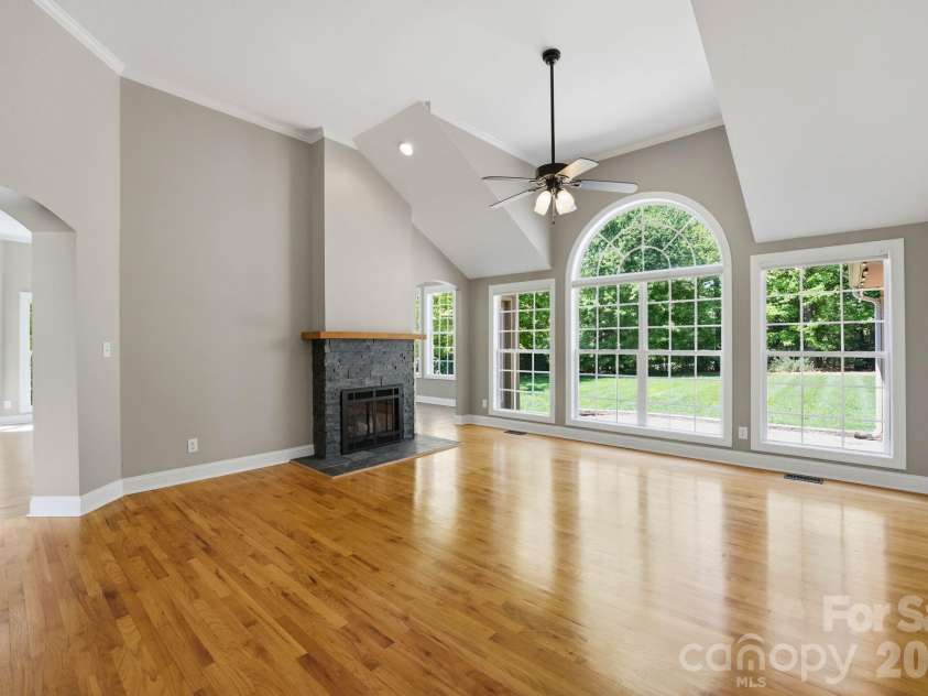 2605 Penngate Drive, Sherrills Ford, NC 28673.  MLS# CAR4386074, YatesRealty ID 25711. 