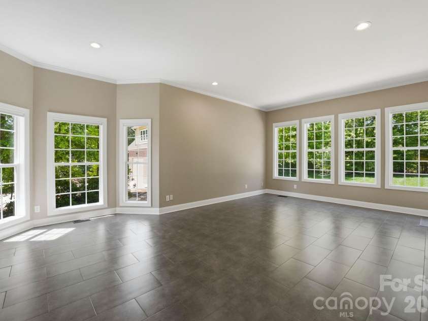 2605 Penngate Drive, Sherrills Ford, NC 28673.  MLS# CAR4386074, YatesRealty ID 25711. 
