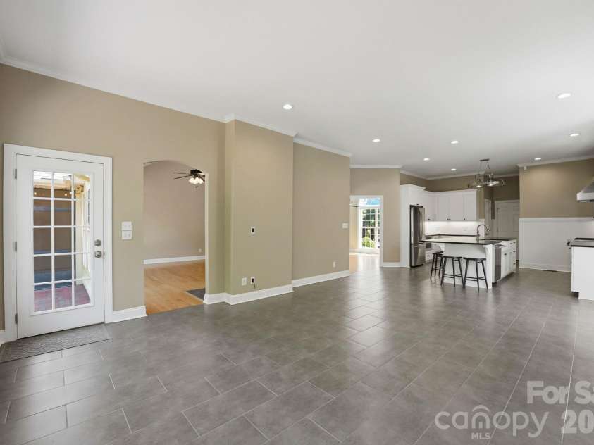 2605 Penngate Drive, Sherrills Ford, NC 28673.  MLS# CAR4386074, YatesRealty ID 25711. 