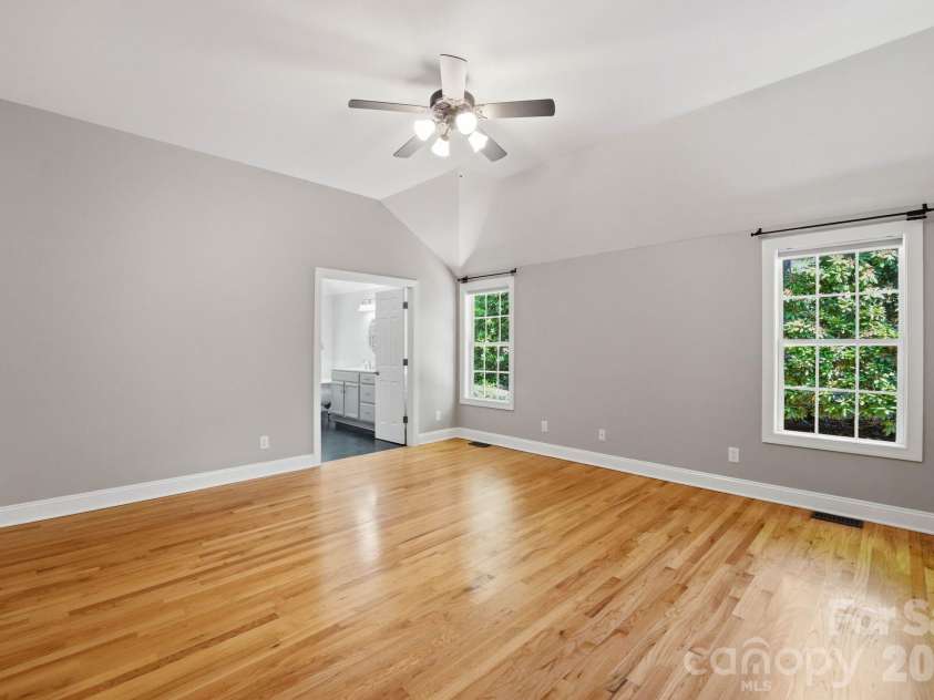 2605 Penngate Drive, Sherrills Ford, NC 28673.  MLS# CAR4386074, YatesRealty ID 25711. 