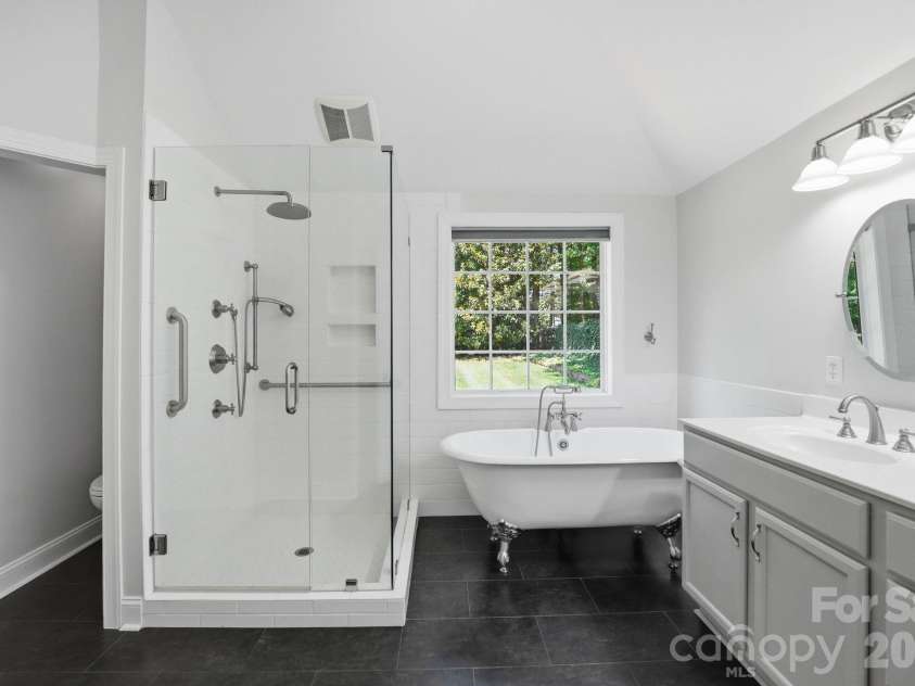 2605 Penngate Drive, Sherrills Ford, NC 28673.  MLS# CAR4386074, YatesRealty ID 25711. 
