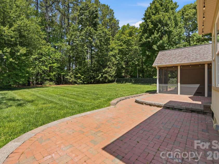 2605 Penngate Drive, Sherrills Ford, NC 28673.  MLS# CAR4386074, YatesRealty ID 25711. 