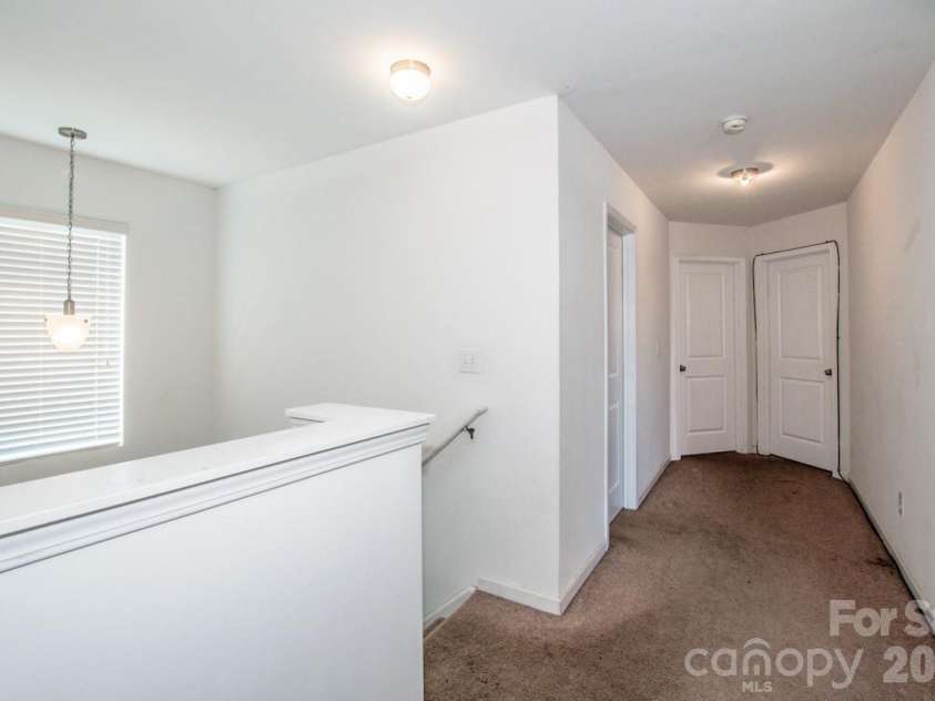 123 Kingsgate Court, Statesville, NC 28625.  MLS# CAR4373485, YatesRealty ID 25712. 