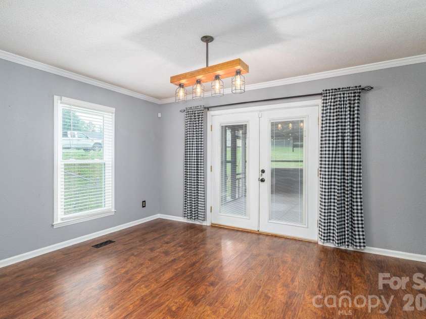 2402 Elmwood Circle, Dallas, NC 28034.  MLS# CAR4382825, YatesRealty ID 25713. 