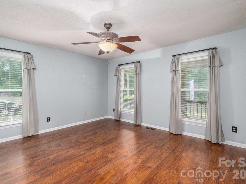 2402 Elmwood Circle, Dallas, NC 28034.  MLS# CAR4382825, YatesRealty ID 25713. 
