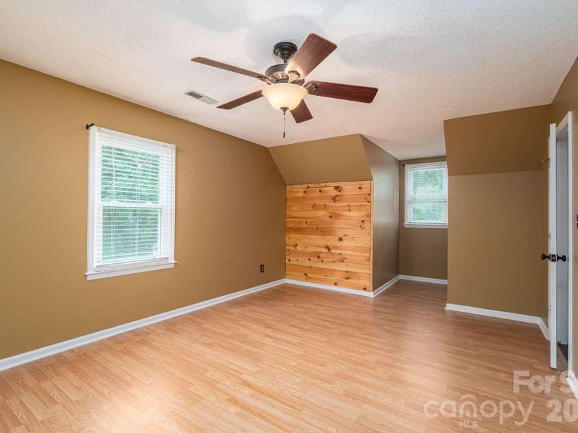 2402 Elmwood Circle, Dallas, NC 28034.  MLS# CAR4382825, YatesRealty ID 25713. 