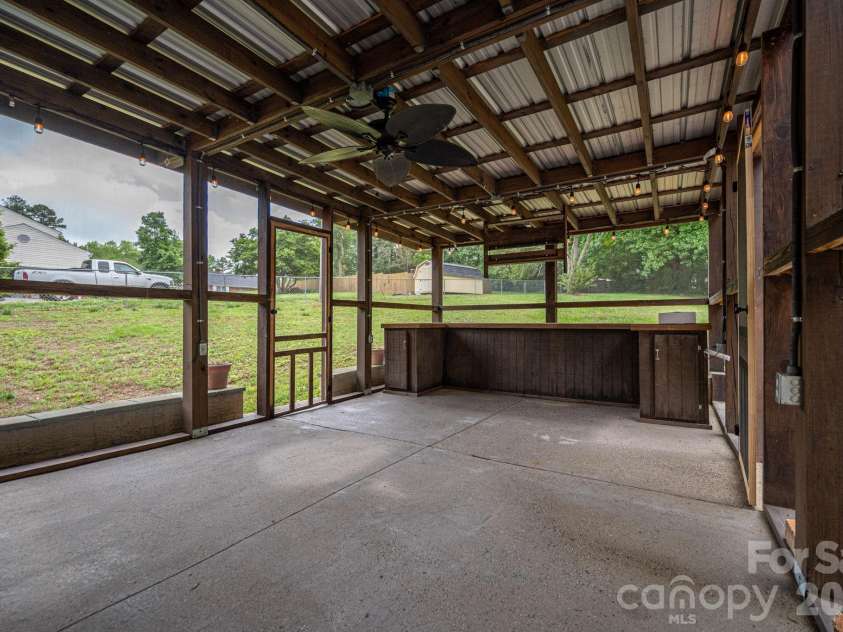 2402 Elmwood Circle, Dallas, NC 28034.  MLS# CAR4382825, YatesRealty ID 25713. 