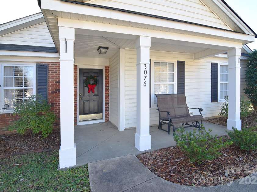 3076 Champion Lane, Concord, NC 28025.  MLS# CAR4207140, YatesRealty ID 25713. 
