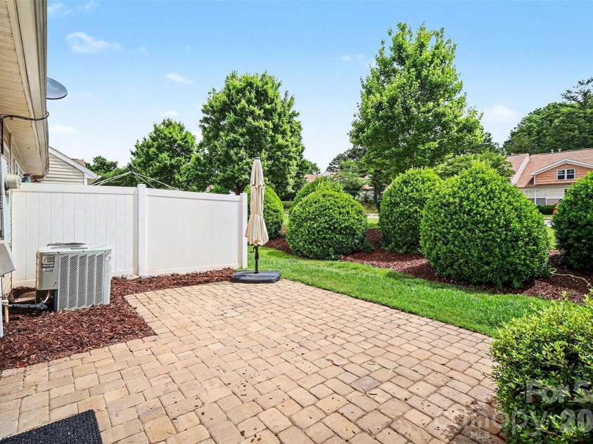 1210 Sheldon Brook Lane, Fort Mill, SC 29707.  MLS# CAR4383987, YatesRealty ID 25717. 