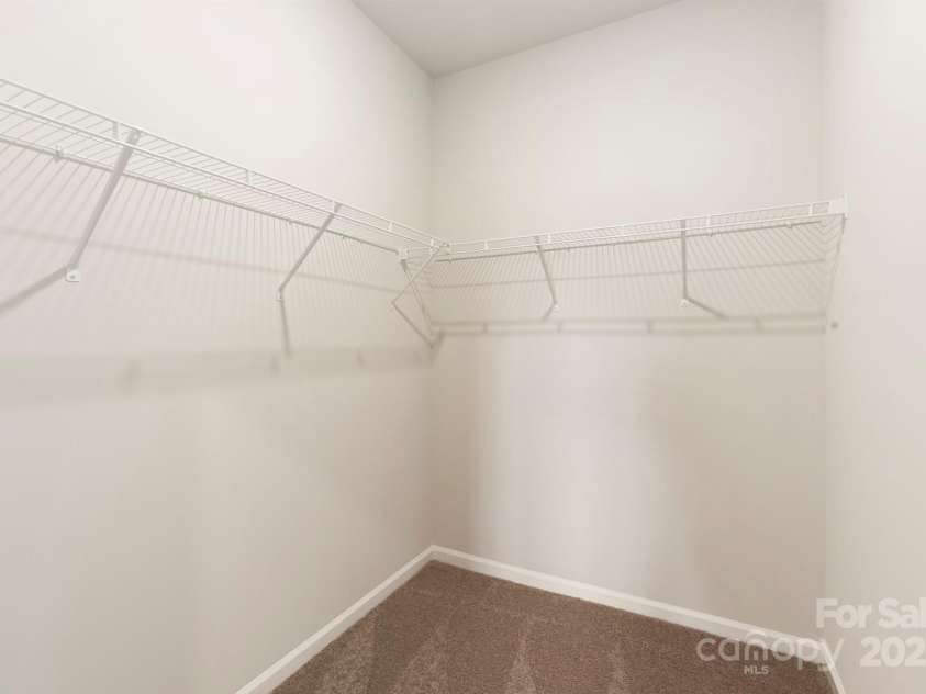 1047 Russell Drive, Winston Salem, NC 27127.  MLS# CAR4273558, YatesRealty ID 25718. 