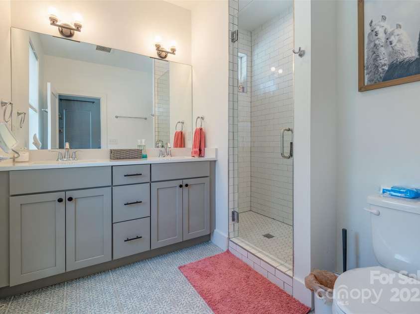 127 Alma Lane, Asheville, NC 28806.  MLS# CAR4278108, YatesRealty ID 25719. 2025