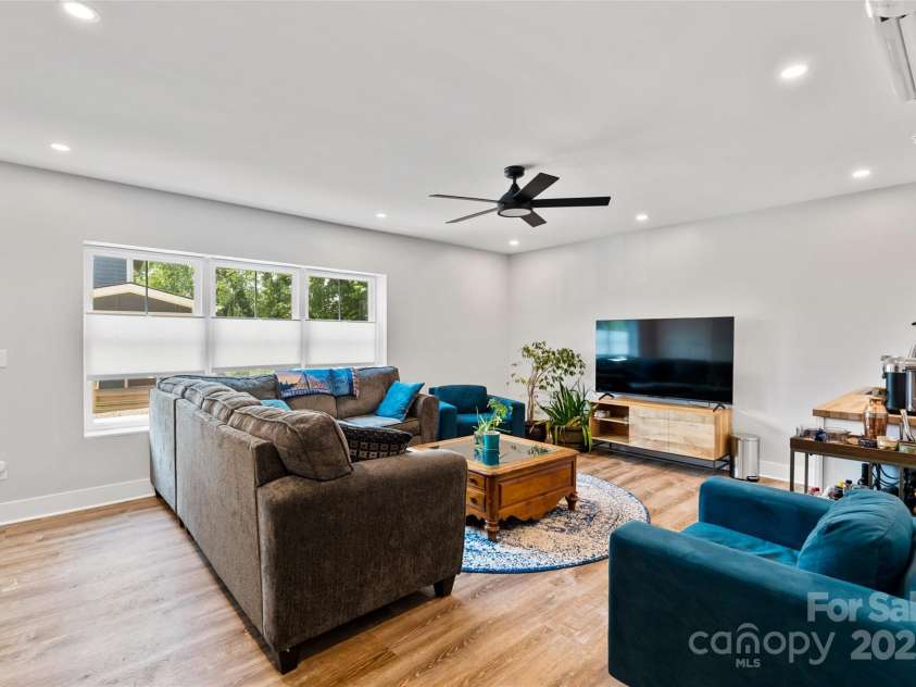 127 Alma Lane, Asheville, NC 28806.  MLS# CAR4278108, YatesRealty ID 25719. Prior listing photos before current tenant