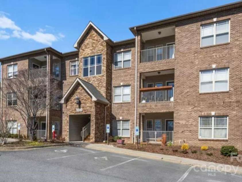 186 Cecil Miller Road, Boone, NC 28607.  MLS# CAR4320656, YatesRealty ID 2572. 