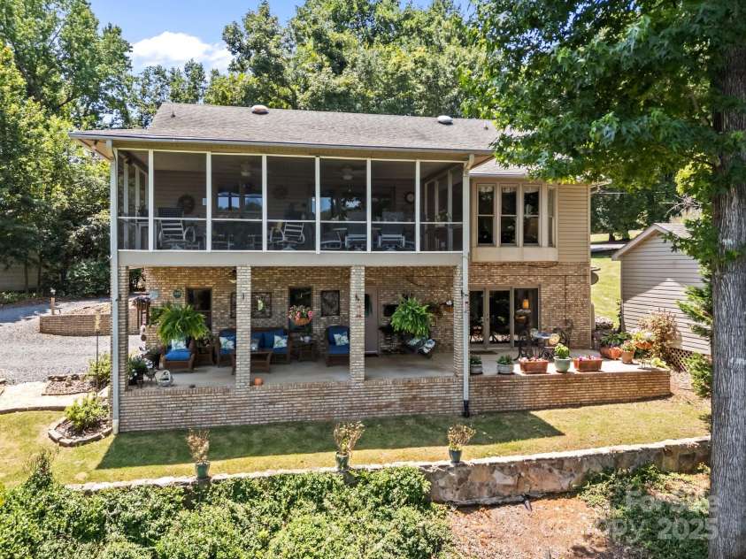 114 Mallard Point, Mount Gilead, NC 27306.  MLS# CAR4275815, YatesRealty ID 25720. 