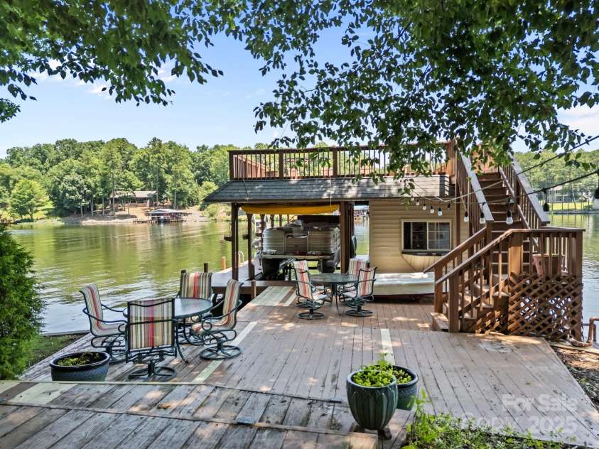 114 Mallard Point, Mount Gilead, NC 27306.  MLS# CAR4275815, YatesRealty ID 25720. 