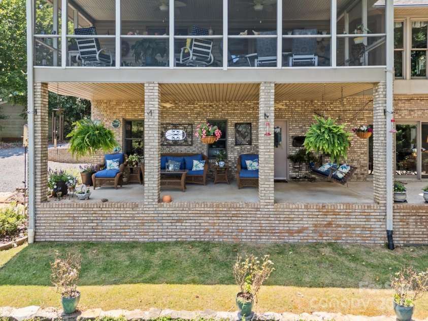 114 Mallard Point, Mount Gilead, NC 27306.  MLS# CAR4275815, YatesRealty ID 25720. 