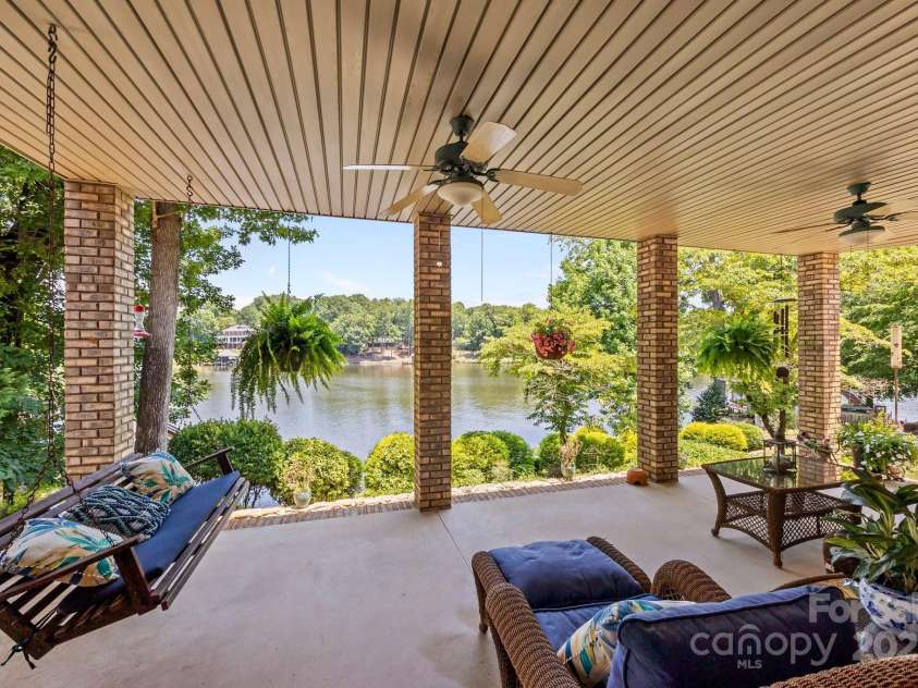 114 Mallard Point, Mount Gilead, NC 27306.  MLS# CAR4275815, YatesRealty ID 25720. 