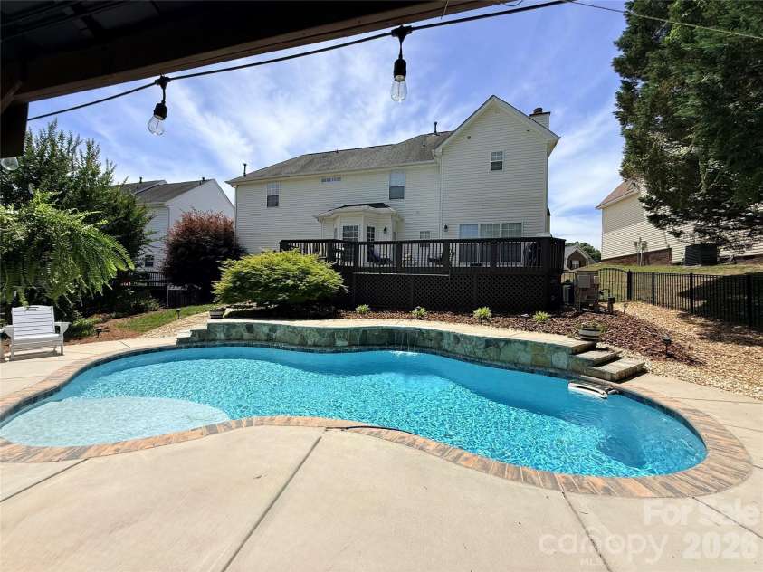 117 Mark Twain Court, Mount Holly, NC 28120.  MLS# CAR4380396, YatesRealty ID 25721. 