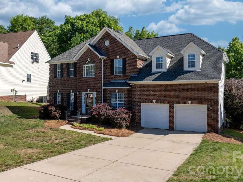 117 Mark Twain Court, Mount Holly, NC 28120.  MLS# CAR4380396, YatesRealty ID 25721. 