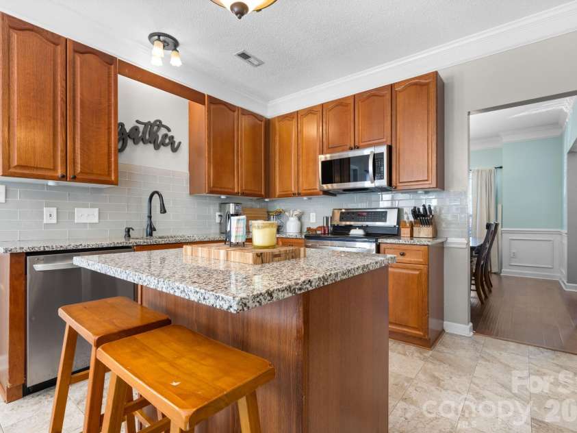 117 Mark Twain Court, Mount Holly, NC 28120.  MLS# CAR4380396, YatesRealty ID 25721. 