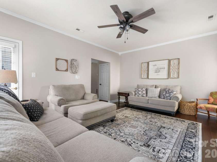 117 Mark Twain Court, Mount Holly, NC 28120.  MLS# CAR4380396, YatesRealty ID 25721. 