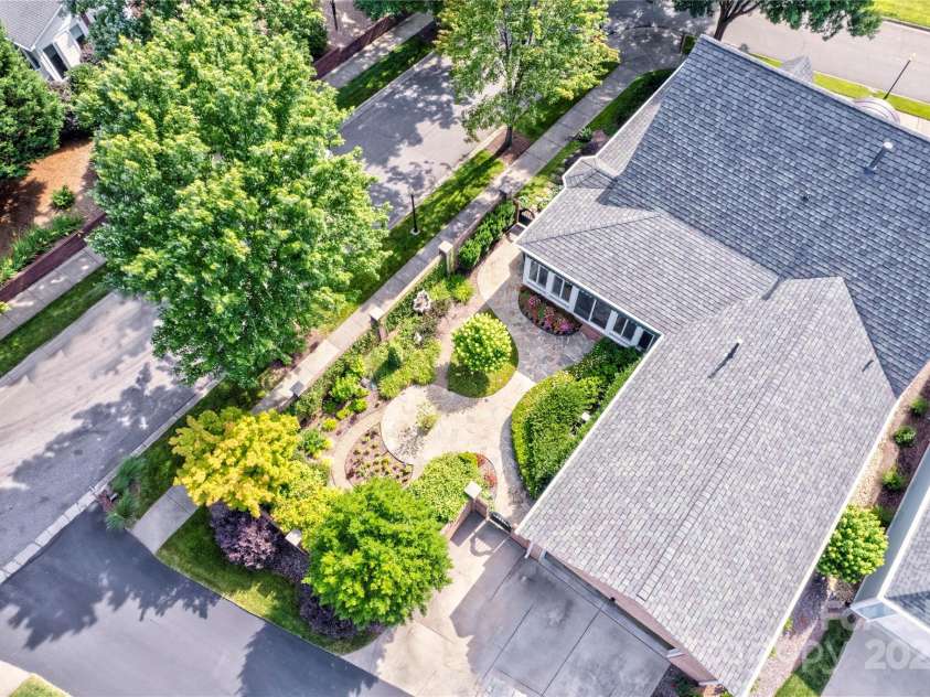 5604 Yorke Street, Concord, NC 28027.  MLS# CAR4279255, YatesRealty ID 25721. 